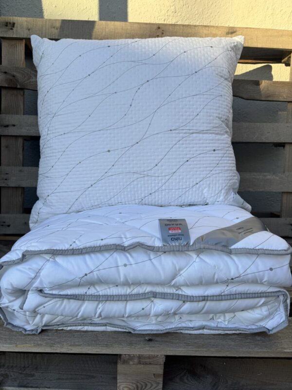 Poduszka Premium Collection Silver 70x80