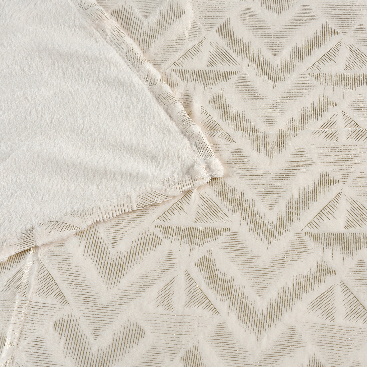 HIT ! koc mikrofibra 130/180 krem